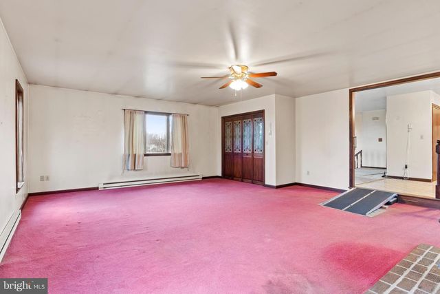 48 RED HILL RD, Newport, PA 17074