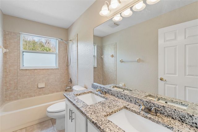 10239 GARDEN ALCOVE DRIVE, Tampa, FL 33647