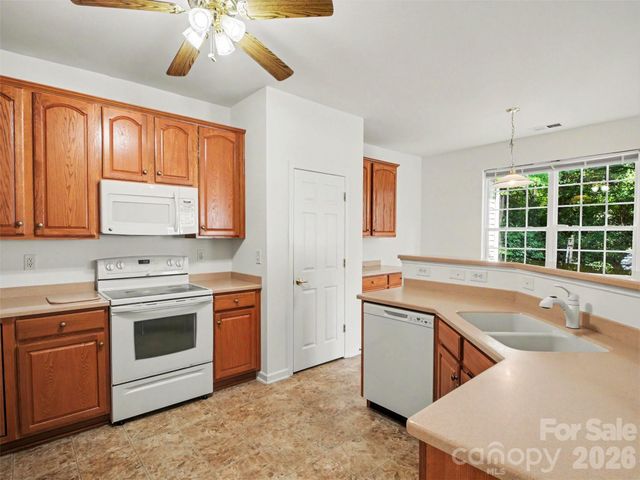 834 Platinum Drive, Fort Mill, SC 29708