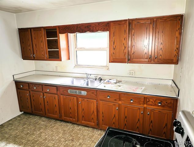 1608 Duncan Avenue, Swansea, IL 62226