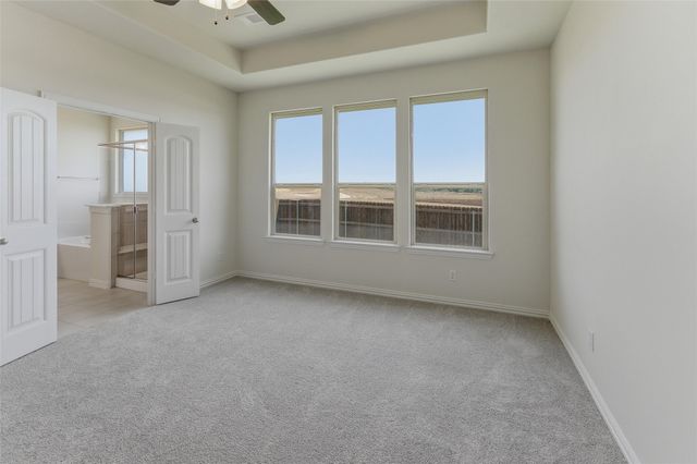 3516 Helena Street, Gainesville, TX 76240