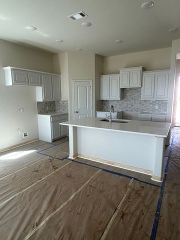 3516 Helena Street, Gainesville, TX 76240