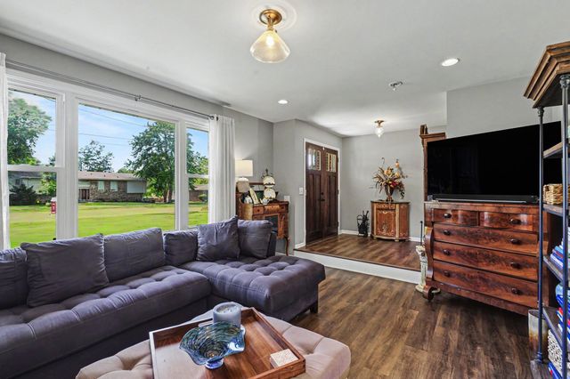 4086 Lake Pkwy, Hermitage, TN 37076