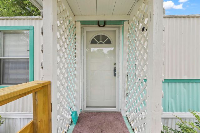 136 Crooked Island Circle, Murrells Inlet, SC 29576