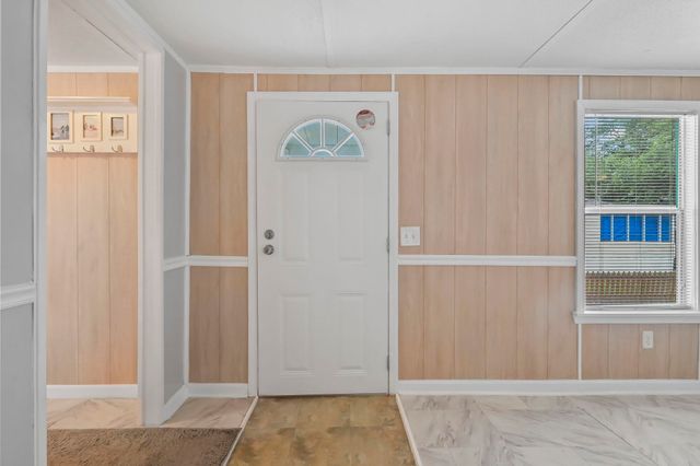 136 Crooked Island Circle, Murrells Inlet, SC 29576