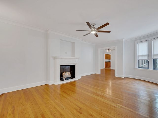 1755 E 55th Street 606, Chicago, IL 60615