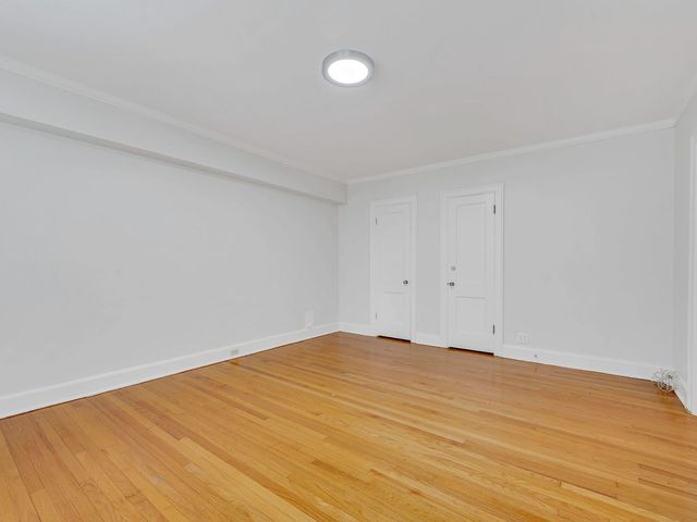 1755 E 55th Street 606, Chicago, IL 60615