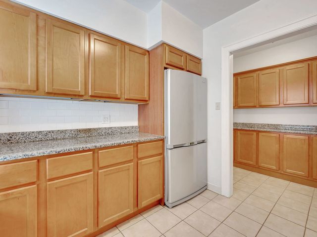 1755 E 55th Street 606, Chicago, IL 60615