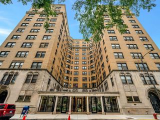 1755 E 55th Street 606, Chicago, IL 60615