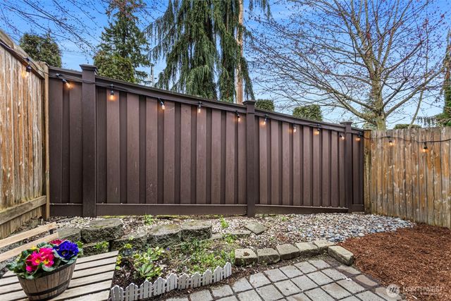 129 164th Place SE, Bothell, WA 98012