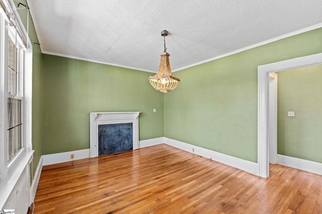 838 S Harper Street, Laurens, SC 29360