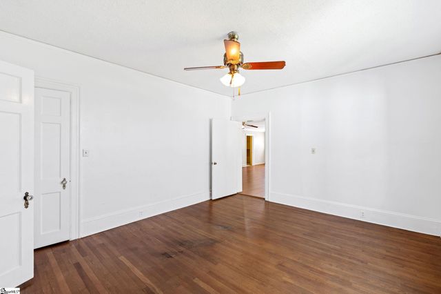 838 S Harper Street, Laurens, SC 29360