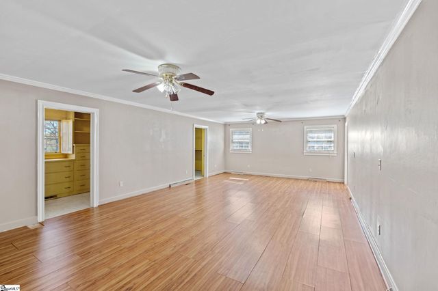 838 S Harper Street, Laurens, SC 29360