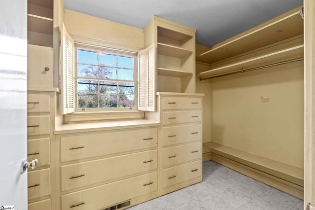 838 S Harper Street, Laurens, SC 29360