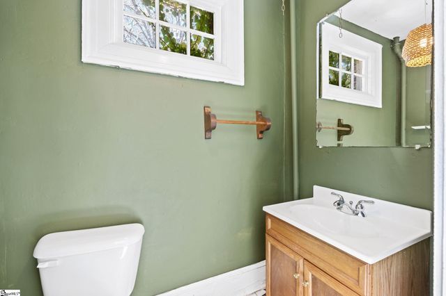 838 S Harper Street, Laurens, SC 29360