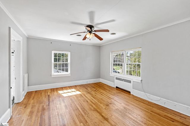 838 S Harper Street, Laurens, SC 29360