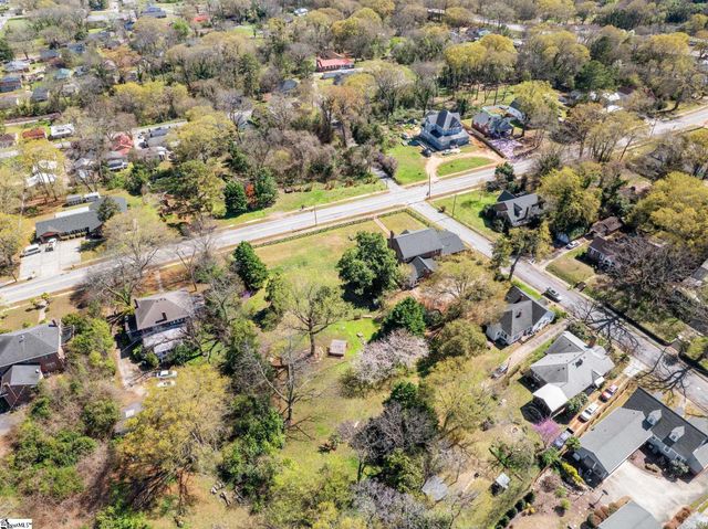 838 S Harper Street, Laurens, SC 29360