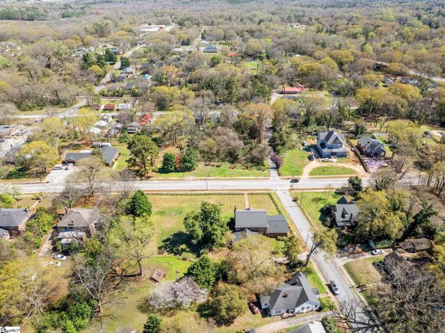 838 S Harper Street, Laurens, SC 29360