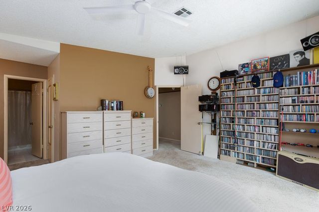 5040 Celebrity Circle, Las Vegas, NV 89119