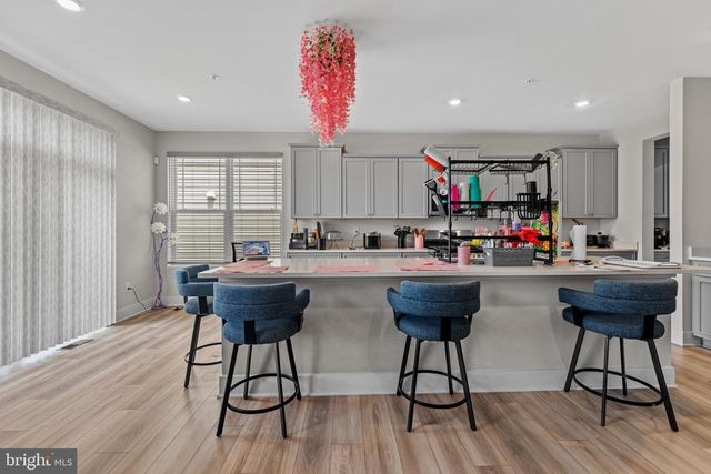 5192 NEWPORT CIR, White Plains, MD 20695