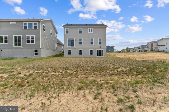 5192 NEWPORT CIR, White Plains, MD 20695