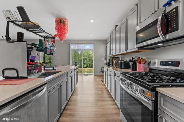 5192 NEWPORT CIR, White Plains, MD 20695