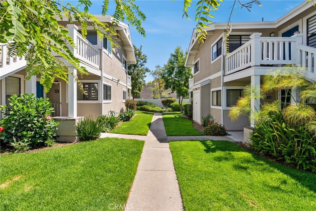 Image 1 of property listing at 39 Tarocco, Irvine, CA 92618