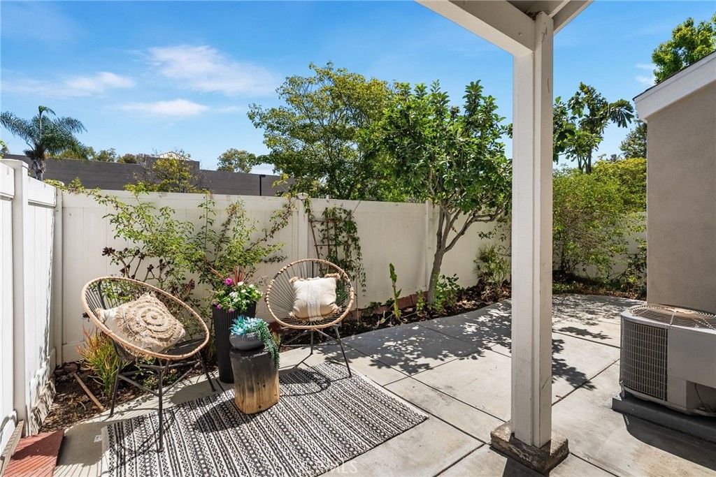 Image 5 of property listing at 39 Tarocco, Irvine, CA 92618