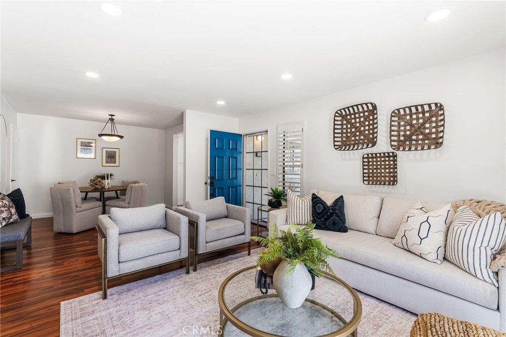 Image 7 of property listing at 39 Tarocco, Irvine, CA 92618