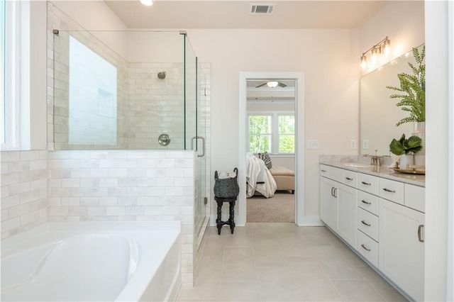 5587 Overview Drive, Flowery Branch, GA 30542