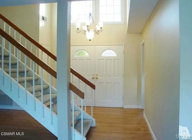 893 Lindawood Street, Newbury Park, CA 91320
