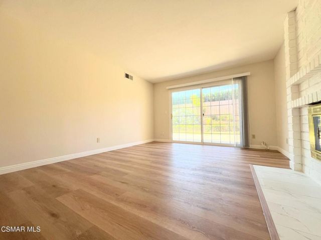 893 Lindawood Street, Newbury Park, CA 91320