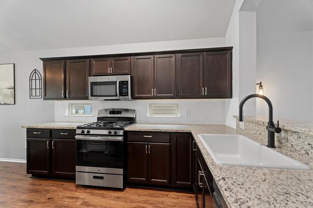 1928 Briar Grove Drive, Conroe, TX 77301