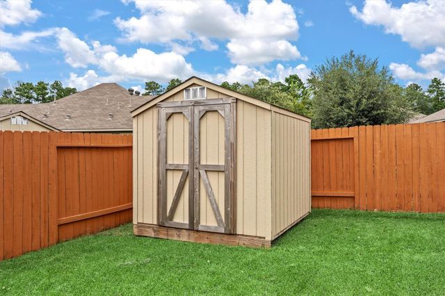 1928 Briar Grove Drive, Conroe, TX 77301