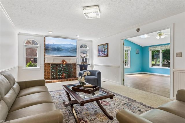 103 Kiskiac TURN, Yorktown, VA 23693