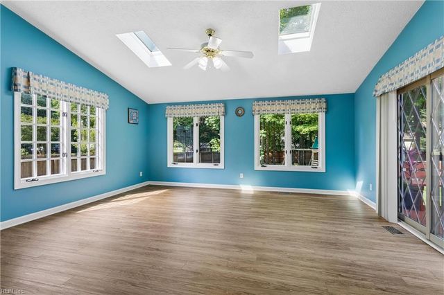 103 Kiskiac TURN, Yorktown, VA 23693