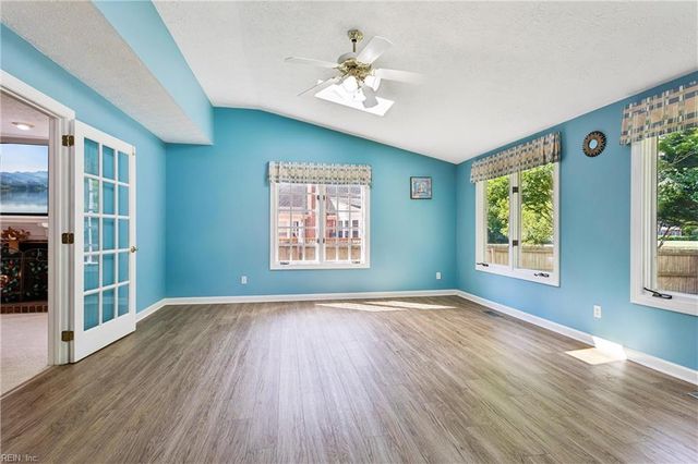 103 Kiskiac TURN, Yorktown, VA 23693