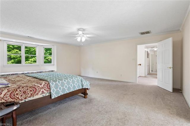 103 Kiskiac TURN, Yorktown, VA 23693