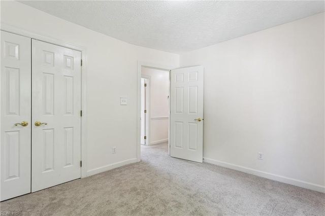 103 Kiskiac TURN, Yorktown, VA 23693