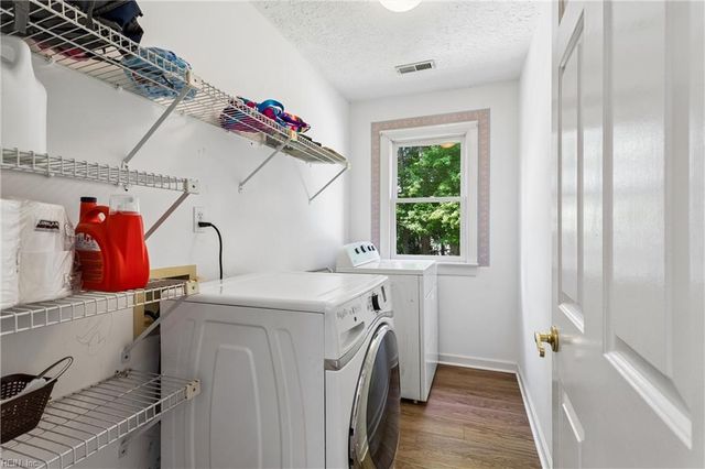 103 Kiskiac TURN, Yorktown, VA 23693