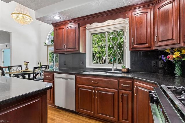 103 Kiskiac TURN, Yorktown, VA 23693