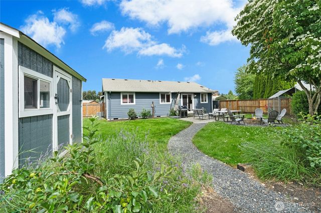 13813 52nd Avenue NE, Marysville, WA 98271
