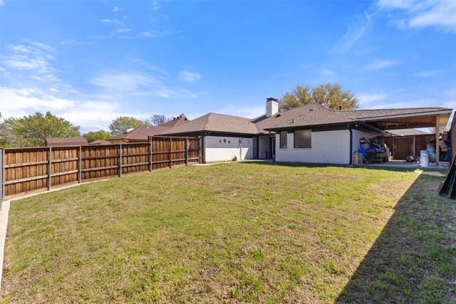 1507 Sugar Creek Drive, Carrollton, TX 75007