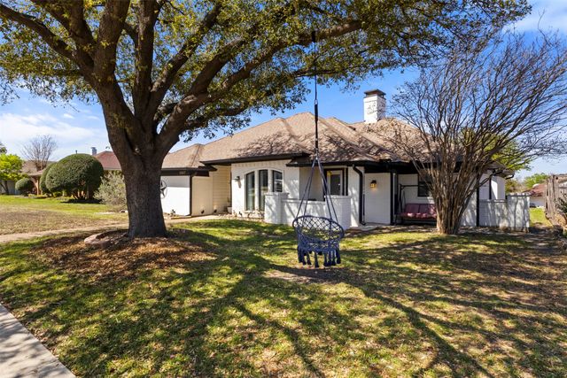 1507 Sugar Creek Drive, Carrollton, TX 75007