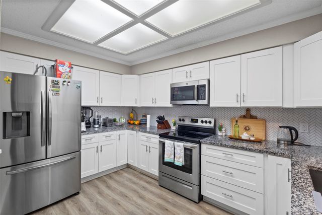 1507 Sugar Creek Drive, Carrollton, TX 75007