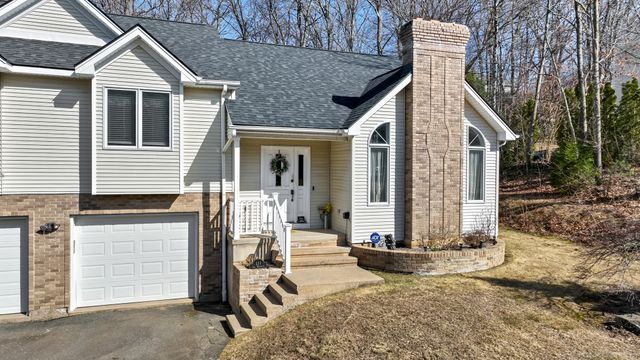 111 Georgetown Drive, Watertown, CT 06795