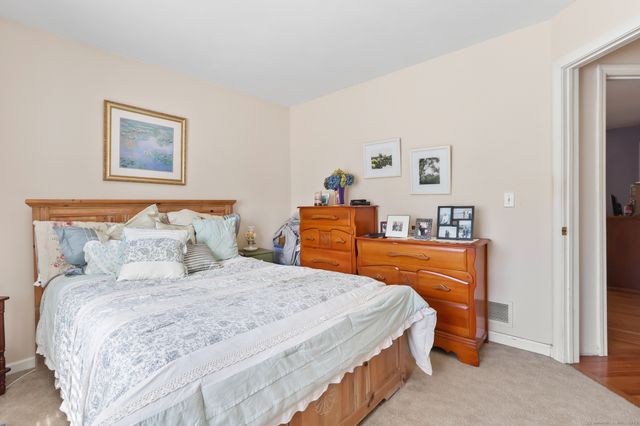 111 Georgetown Drive, Watertown, CT 06795