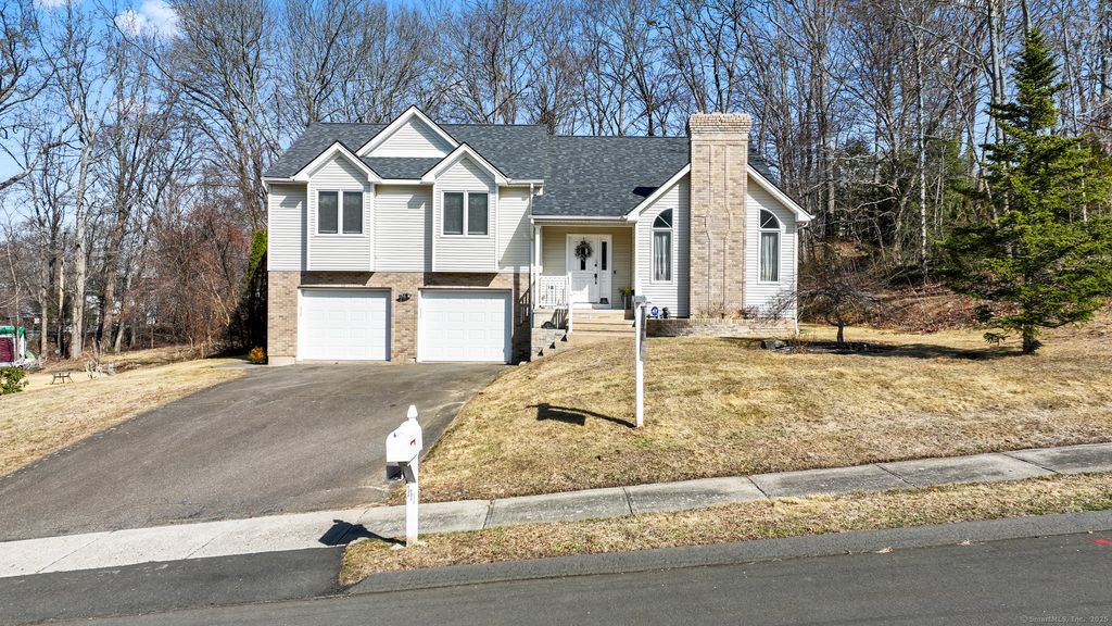 111 Georgetown Drive, Watertown, CT 06795
