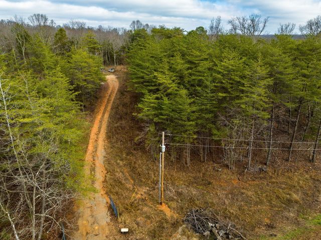 120 Old Highway 96, Burns, TN 37029