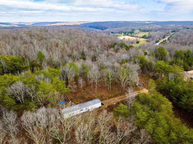 120 Old Highway 96, Burns, TN 37029